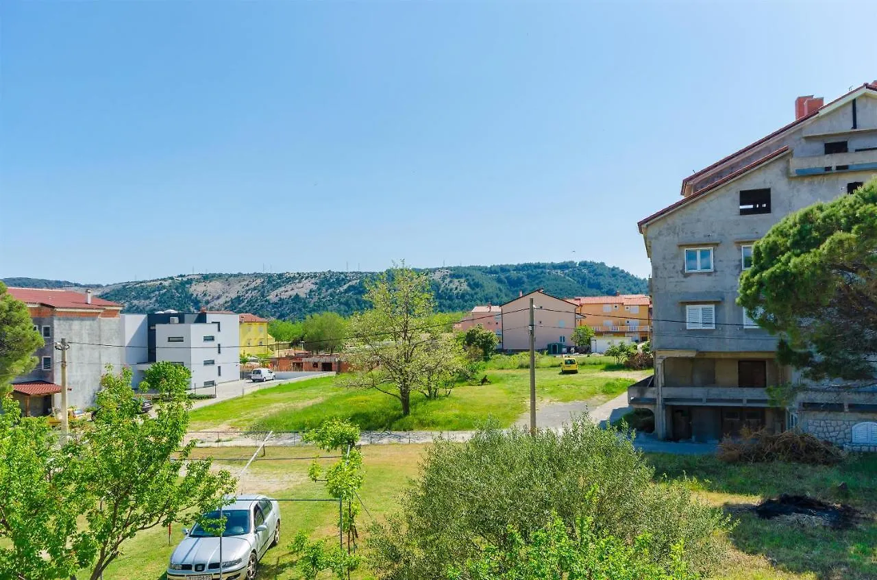 Apartments Anica F Lopar Croatia