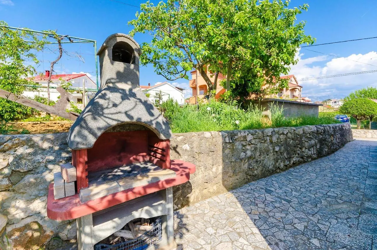 Apartments Anica F Lopar