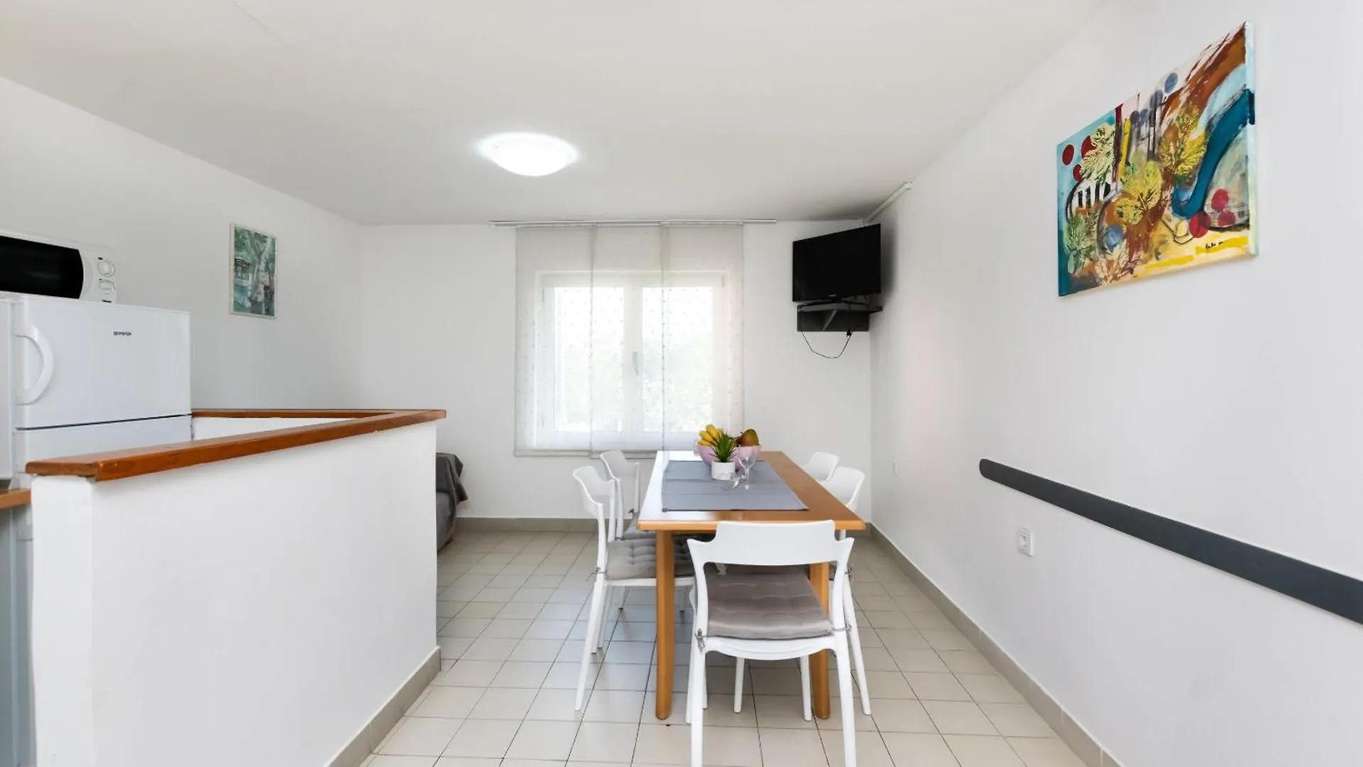 Apartments Anica F Lopar